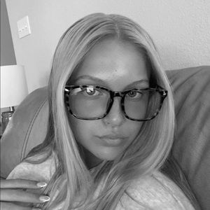 Meet your Posher, Payton